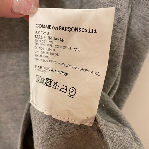 Comme des Garcon PLAY gold heart tshirt / grey - Picture 7 of 8